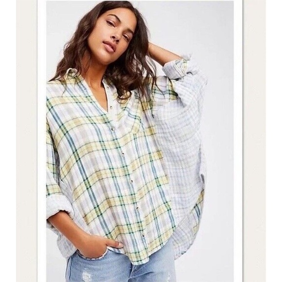 Free People 'One of the Guys' Oversized Plaid Button size small - Picture 2 of 10